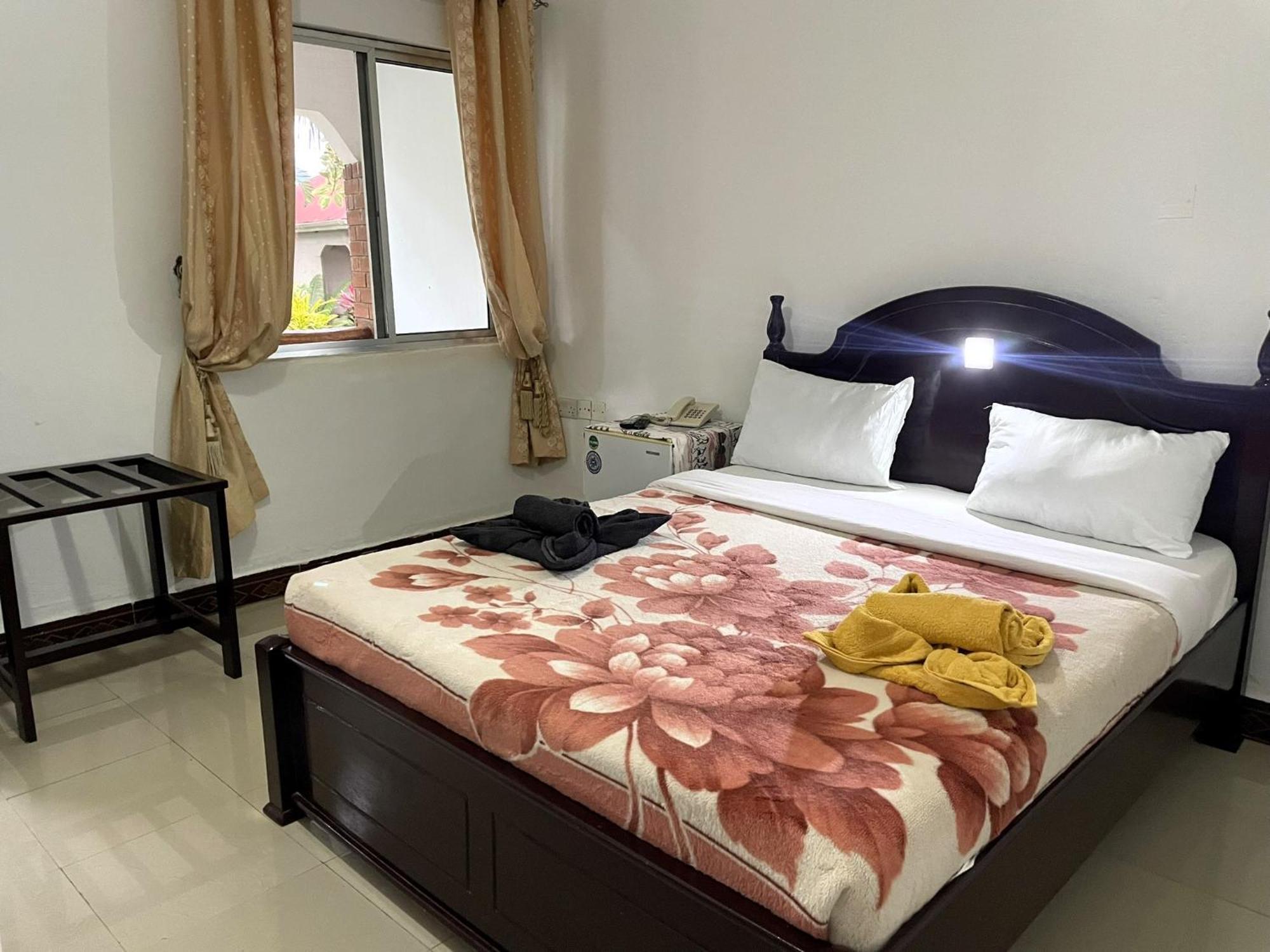 Home Feeling Neneu Lodge Моши Екстериор снимка